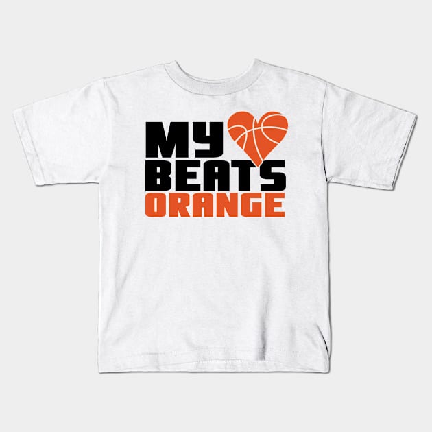 My heart beats orange Kids T-Shirt by nektarinchen